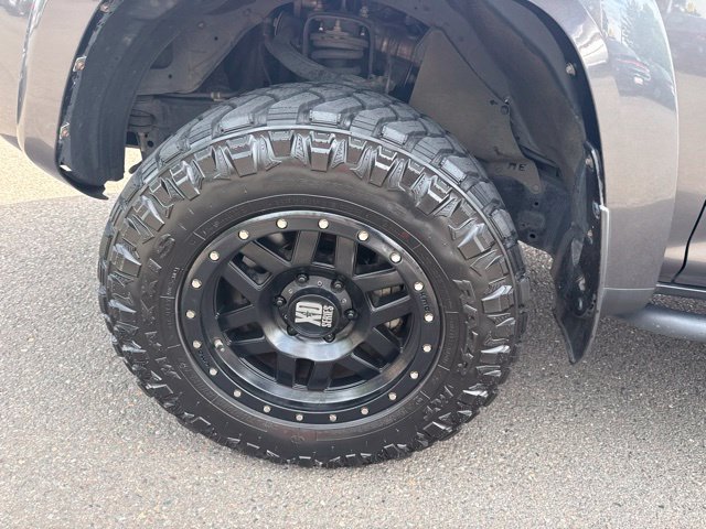 Used 2016 Toyota 4Runner Trail Premium AWD/4WD image 10