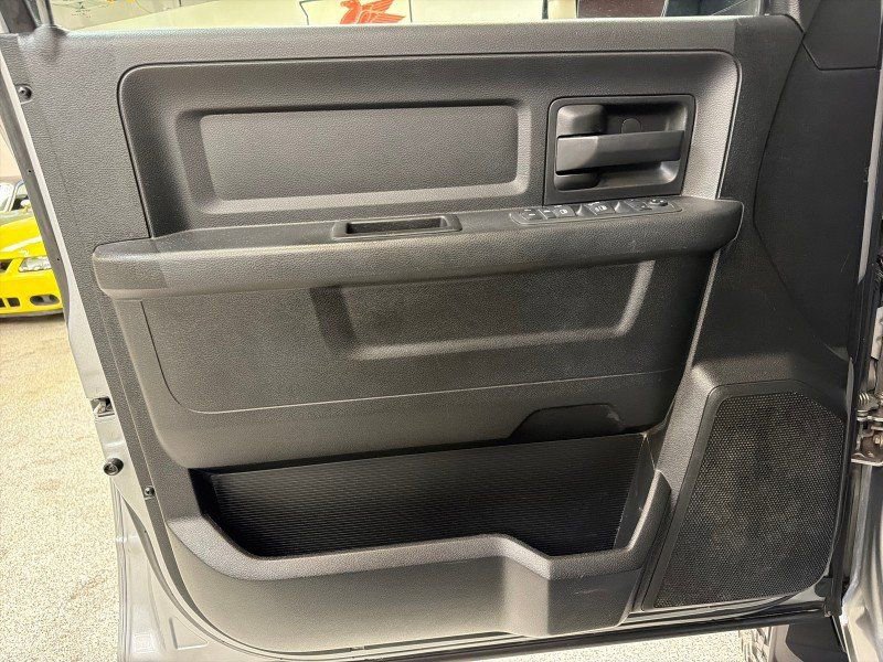 Used 2020 RAM 3500 Tradesman AWD/4WD image 16