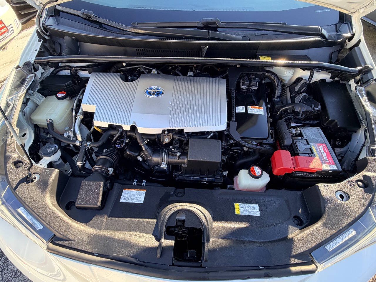 Used 2016 Toyota Prius Three Touring FWD image 50