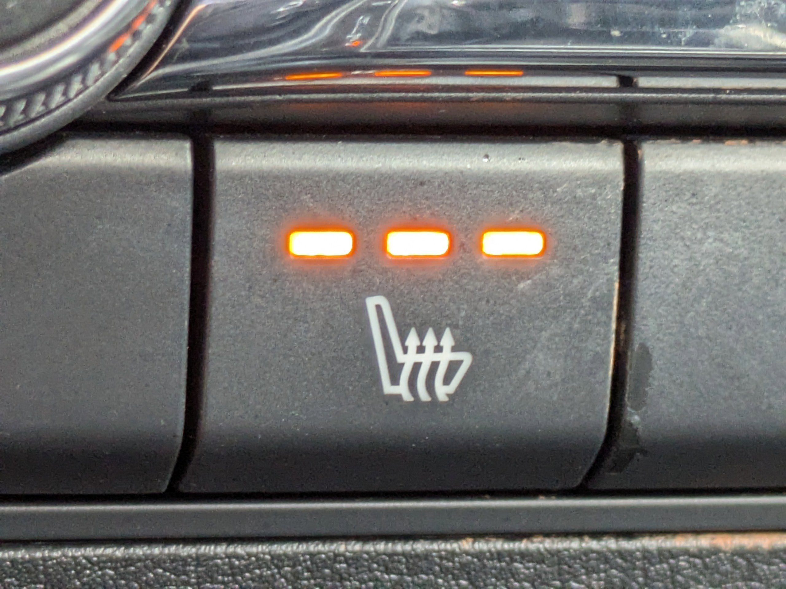 Used 2024 MAZDA MAZDA3 s image 27