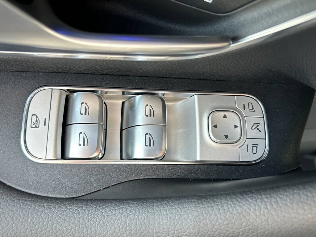 New 2026 Mercedes-Benz GLS 450 4MATIC image 12