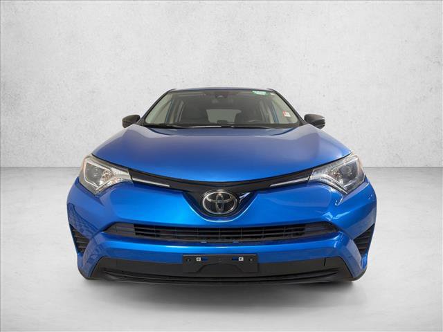 Used 2018 Toyota RAV4 LE AWD/4WD image 8