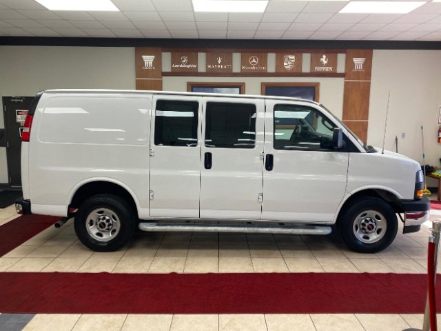 Used 2023 GMC Savana 2500 w/ Driver Convenience Package image 6