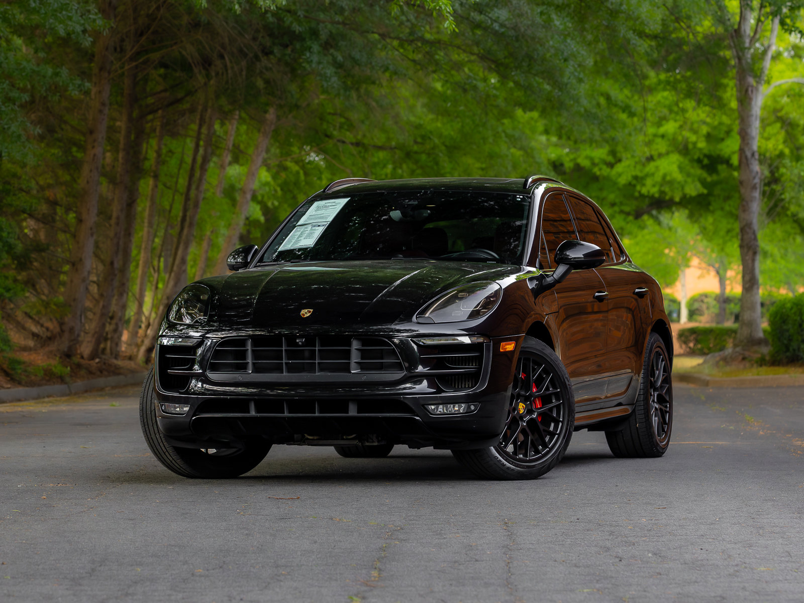 Used 2017 Porsche Macan GTS AWD/4WD image 2