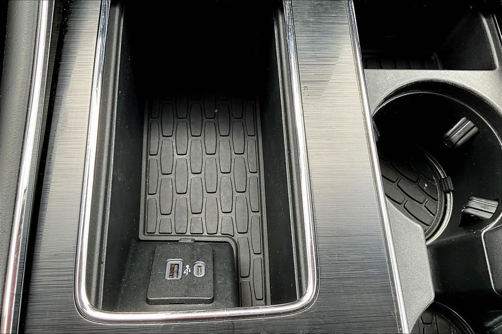 Used 2020 Lincoln Aviator Reserve w/ Class IV Trailer Tow Package image 33