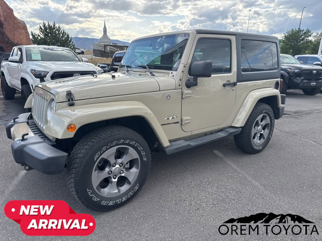 Used 2018 Jeep Wrangler Sahara w/ Connectivity Group AWD/4WD image 7