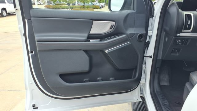 Used 2025 Ford Expedition Active image 18