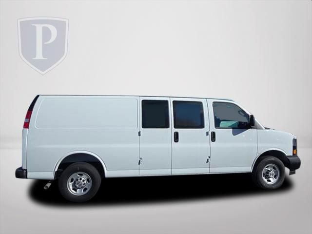 New 2025 Chevrolet Express 2500 Extended w/ Driver Convenience Package RWD image 4