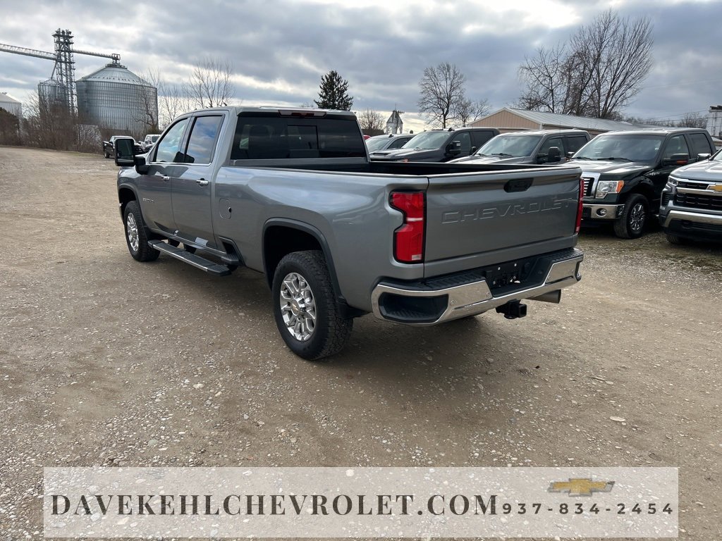 Used 2025 Chevrolet Silverado 3500 LTZ w/ LTZ Plus Package image 3