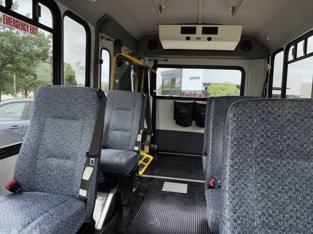 Used 2015 Ford E-350 and Econoline 350 Super Duty RWD image 20