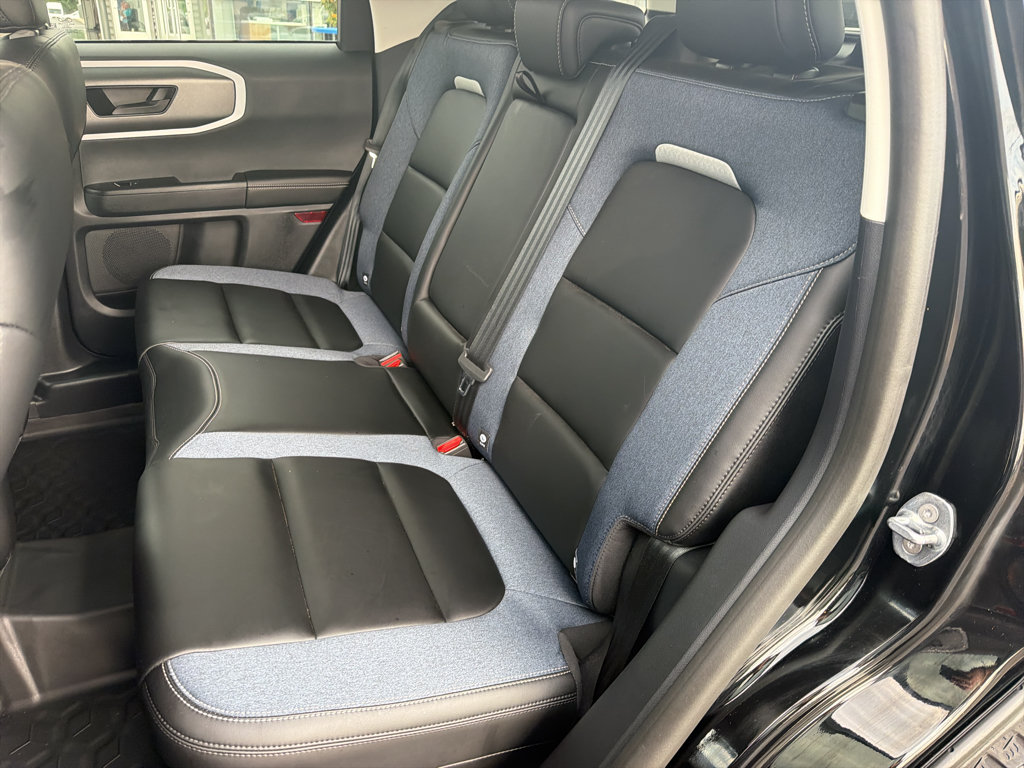 Used 2025 Ford Bronco Sport Outer Banks w/ Sasquatch Outer Banks Package AWD/4WD image 16