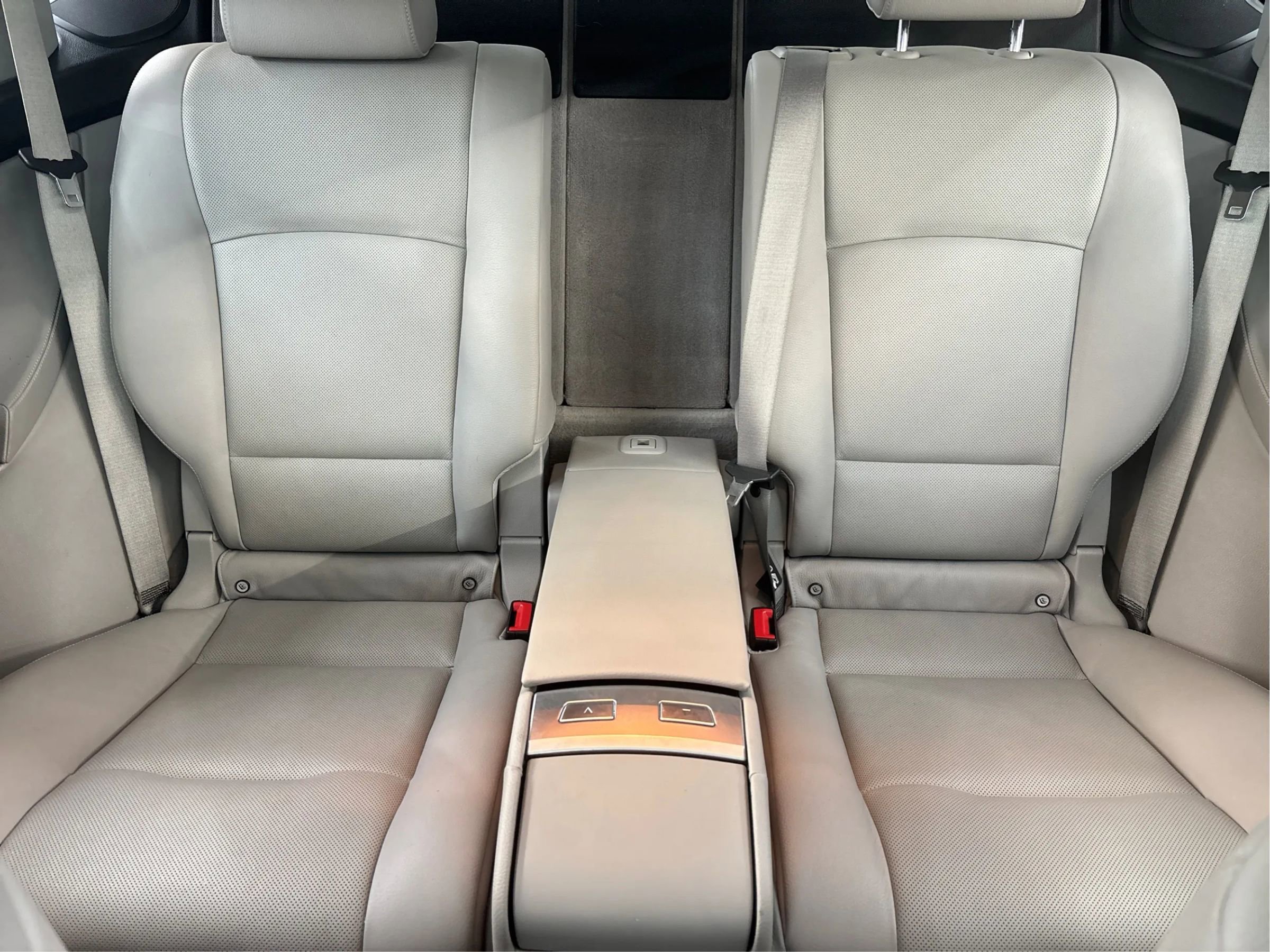 Used 2011 BMW 535i xDrive AWD/4WD image 47