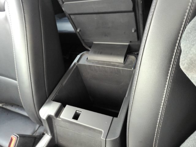 Used 2023 Ford Explorer XLT w/ Equipment Group 202A RWD image 50
