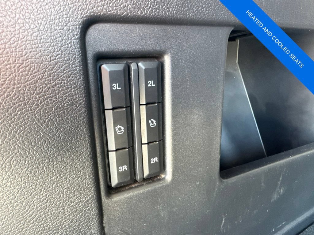Used 2022 Ford Expedition Limited AWD/4WD image 16