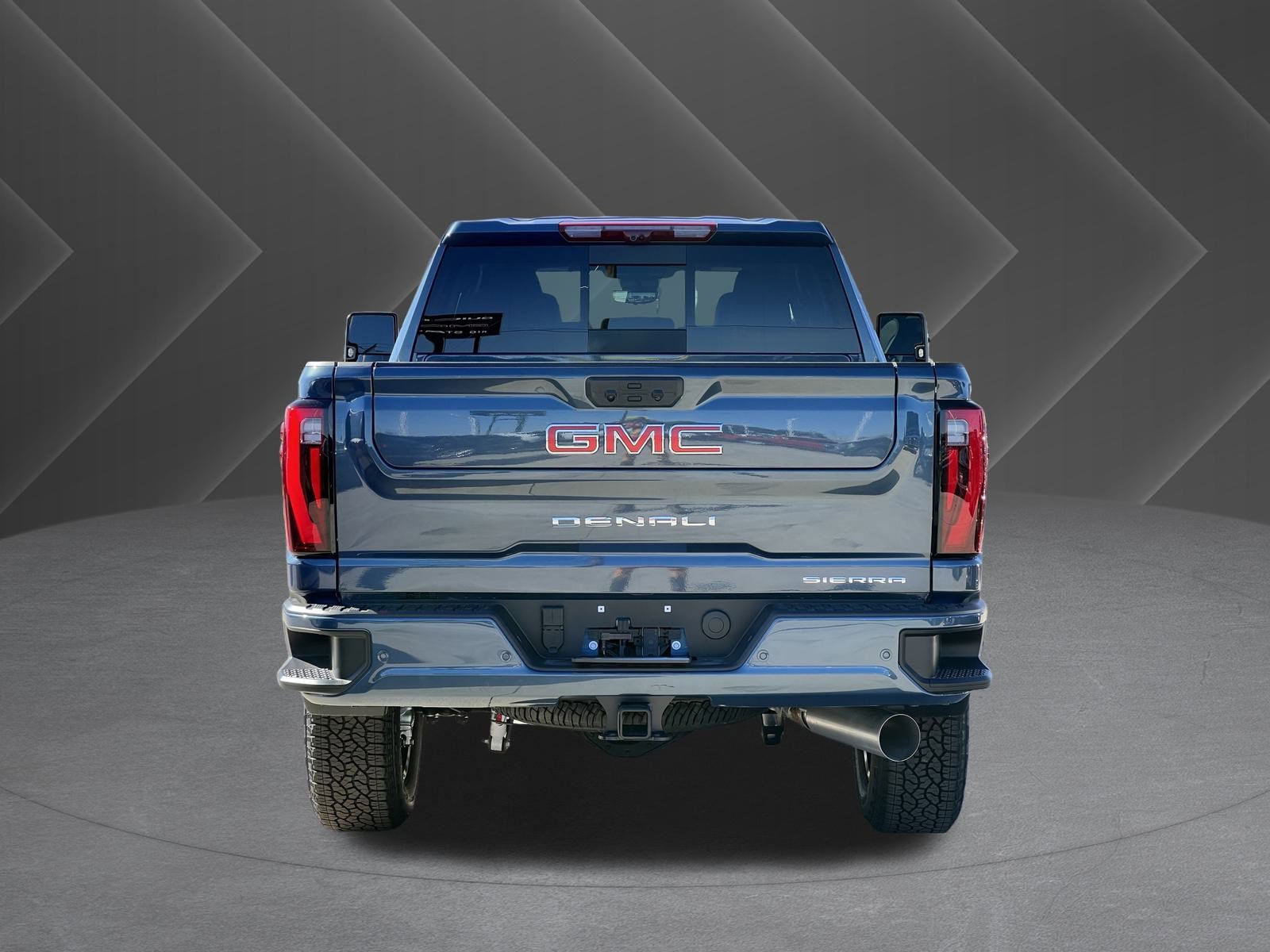 New 2026 GMC Sierra 2500 Denali w/ Denali Reserve Package image 3