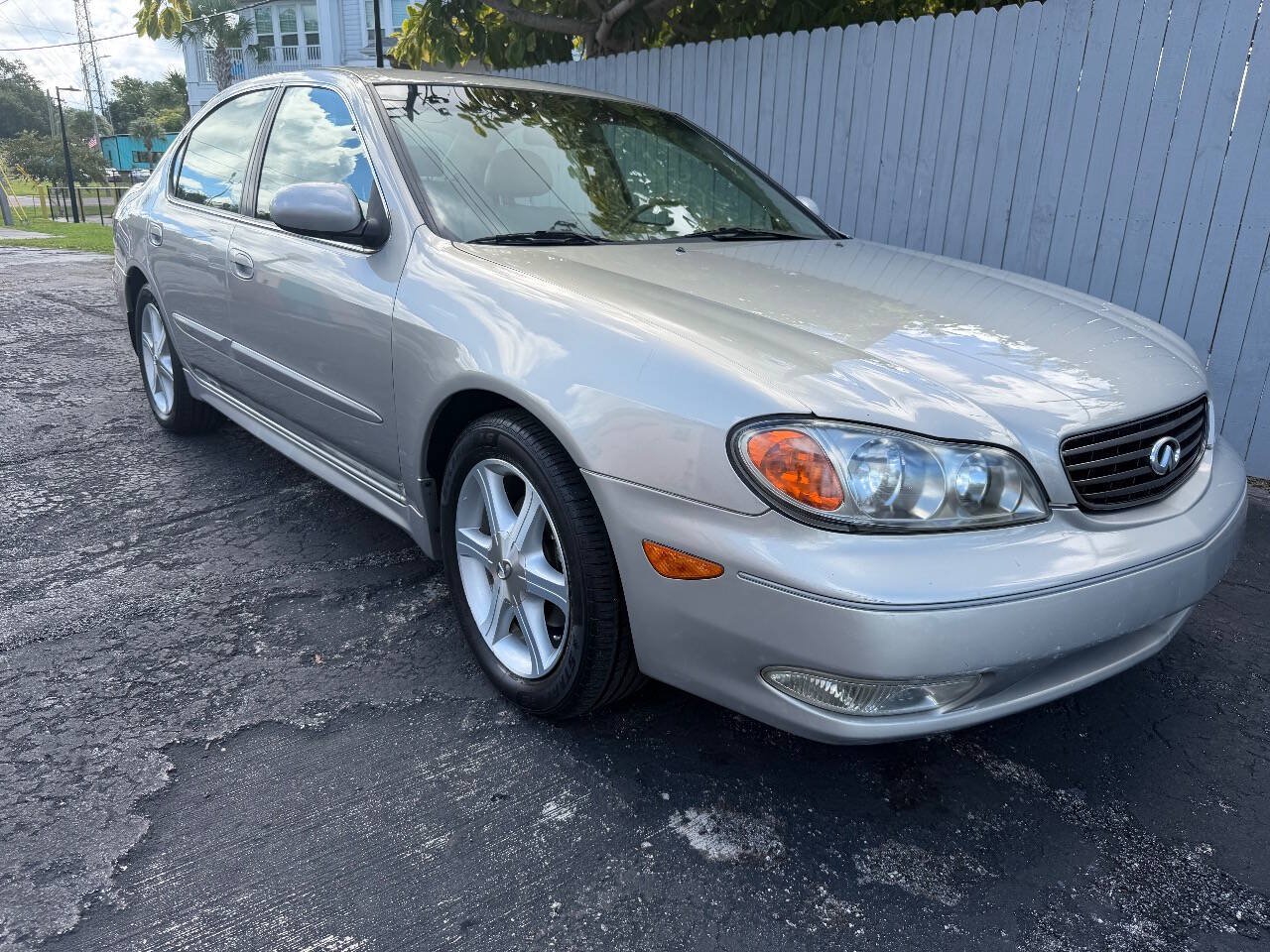 Used 2004 INFINITI I35 FWD image 1