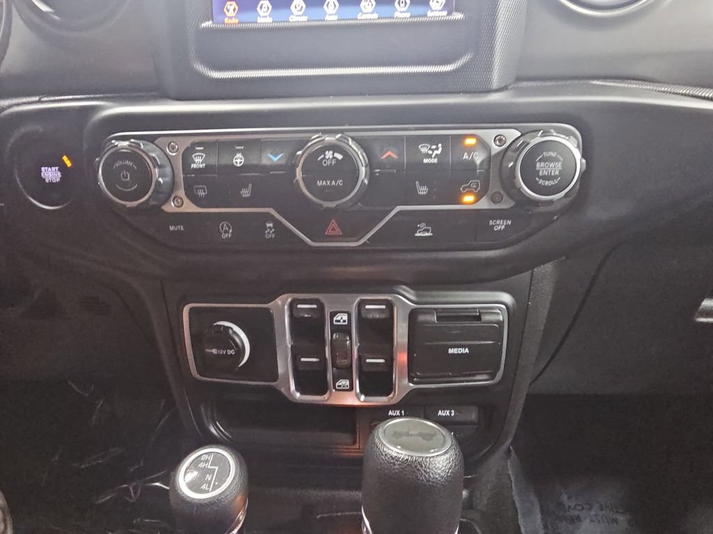 Used 2023 Jeep Wrangler Unlimited Sport AWD/4WD image 21