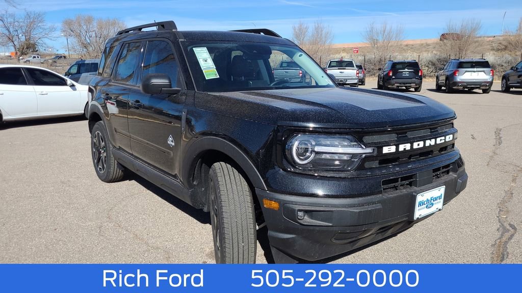 New 2024 Ford Bronco Sport Outer Banks w/ Tech Package image 1