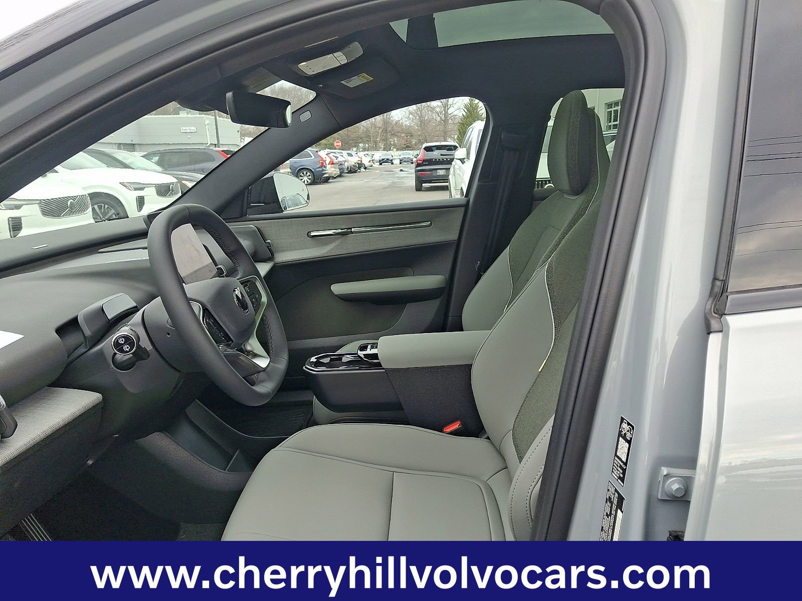 New 2026 Volvo EX30 Cross Country Ultra w/ Protection Package Premier image 10