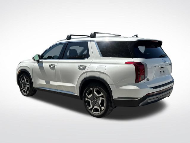 Used 2023 Hyundai Palisade SEL w/ Premium Package FWD image 3