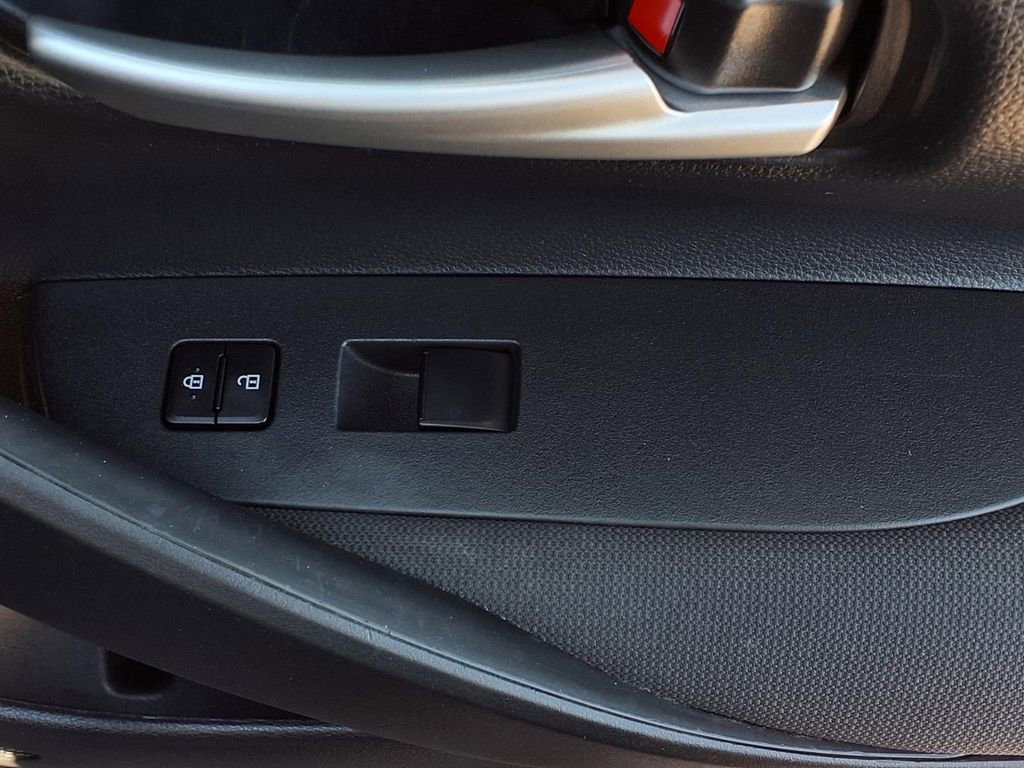 Used 2020 Toyota Corolla LE w/ Carpet Mat Package (TMS) image 23