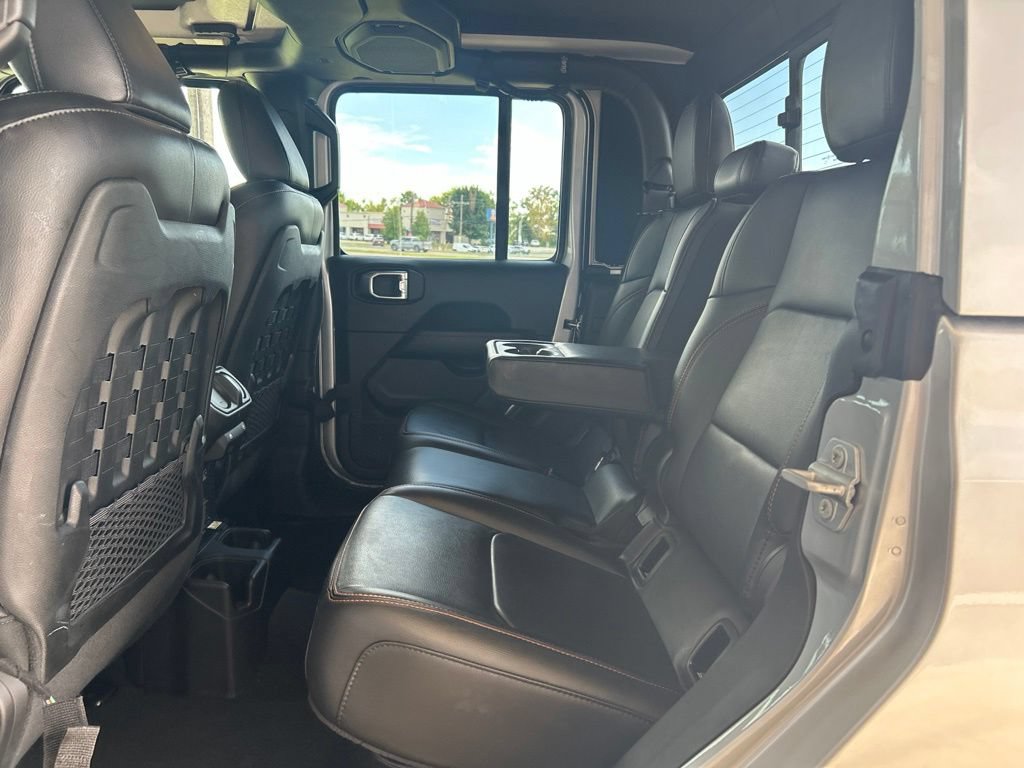 Used 2023 Jeep Gladiator Mojave w/ Cold Weather Group AWD/4WD image 9