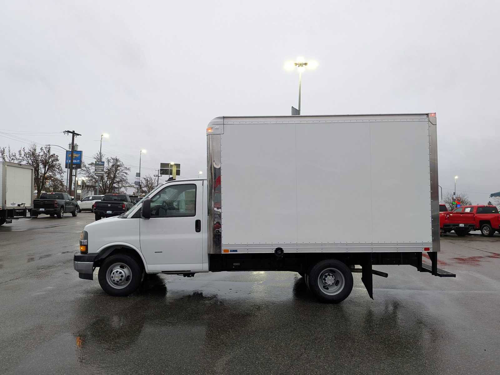 New 2024 Chevrolet Express 3500 Van 139 w/ Power Convenience Package image 3