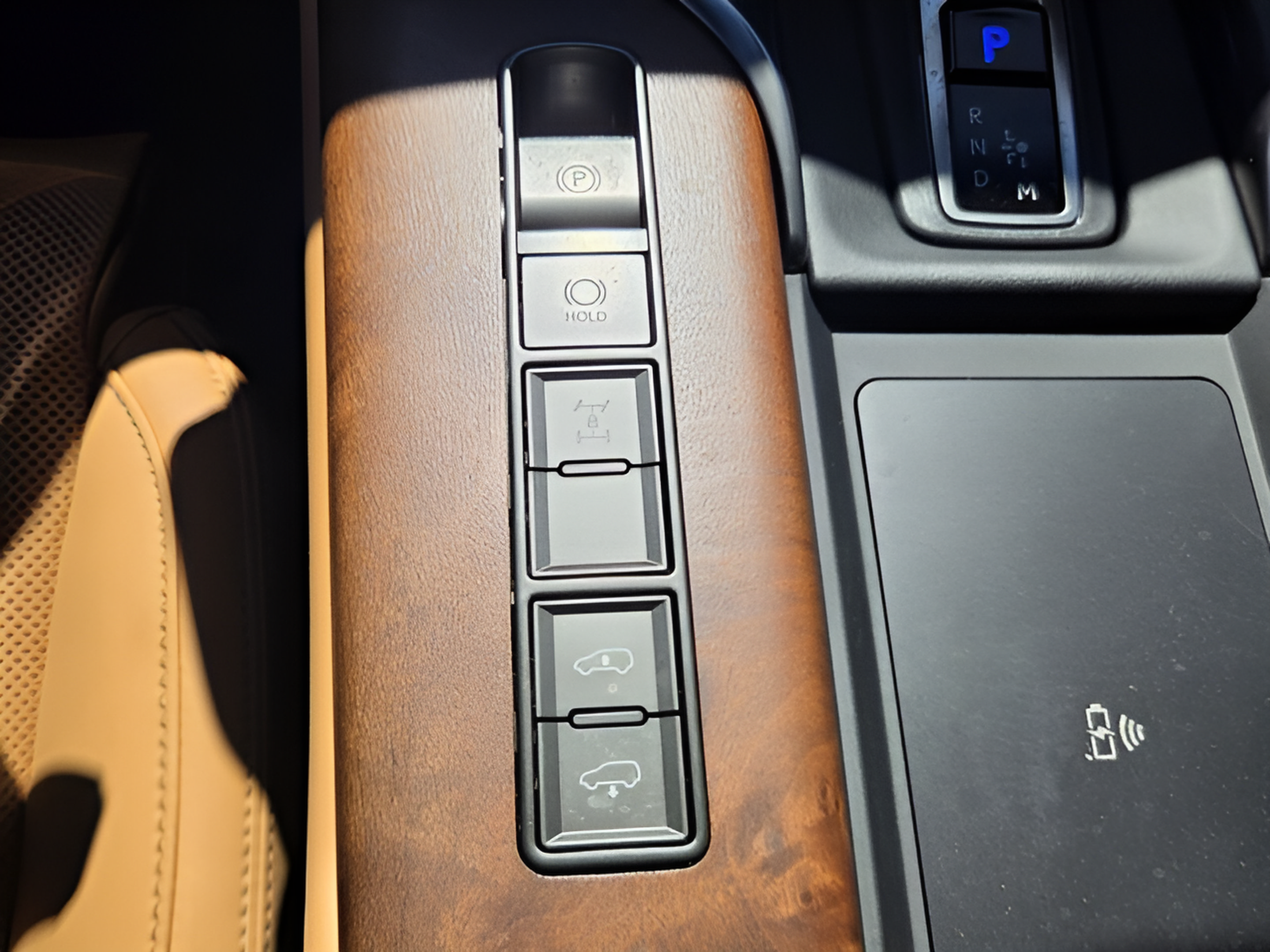 New 2026 Lexus LX 700h Luxury AWD/4WD image 24