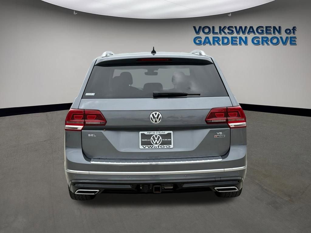 Used 2018 Volkswagen Atlas SEL w/ R-Line Package AWD/4WD image 6