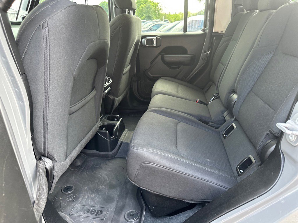 Used 2022 Jeep Gladiator Willys image 21