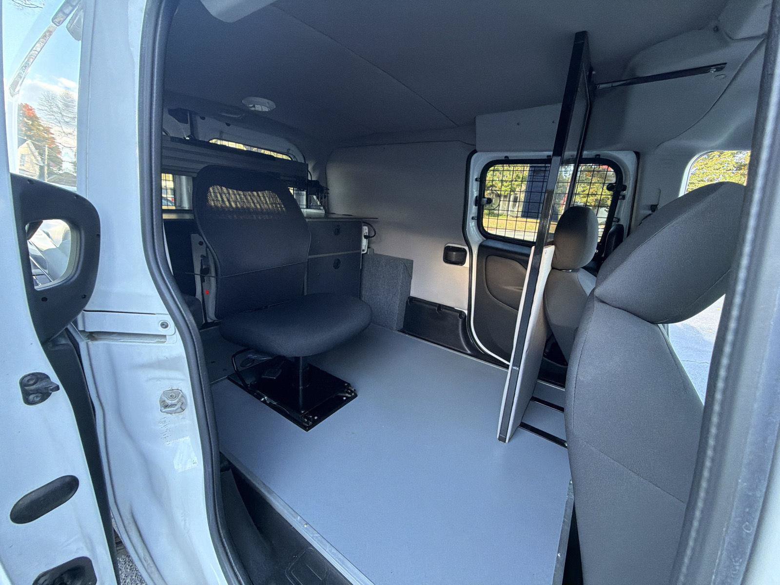 Used 2022 RAM ProMaster City Tradesman w/ Window Group 05 FWD image 16