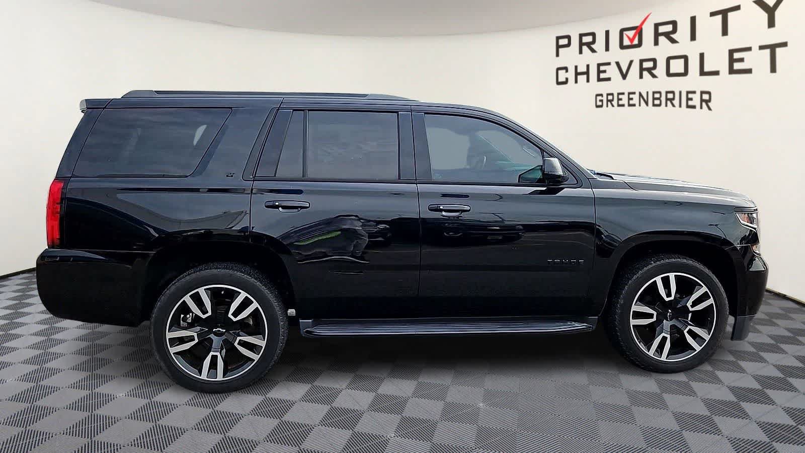 Used 2020 Chevrolet Tahoe LT w/ RST Edition AWD/4WD image 9