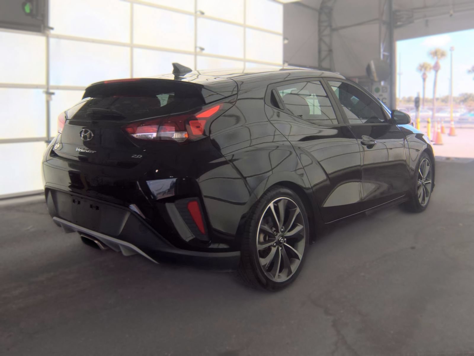Used 2020 Hyundai Veloster 2.0 Premium FWD image 3