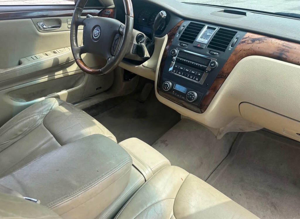 Used 2006 Cadillac DTS FWD image 12