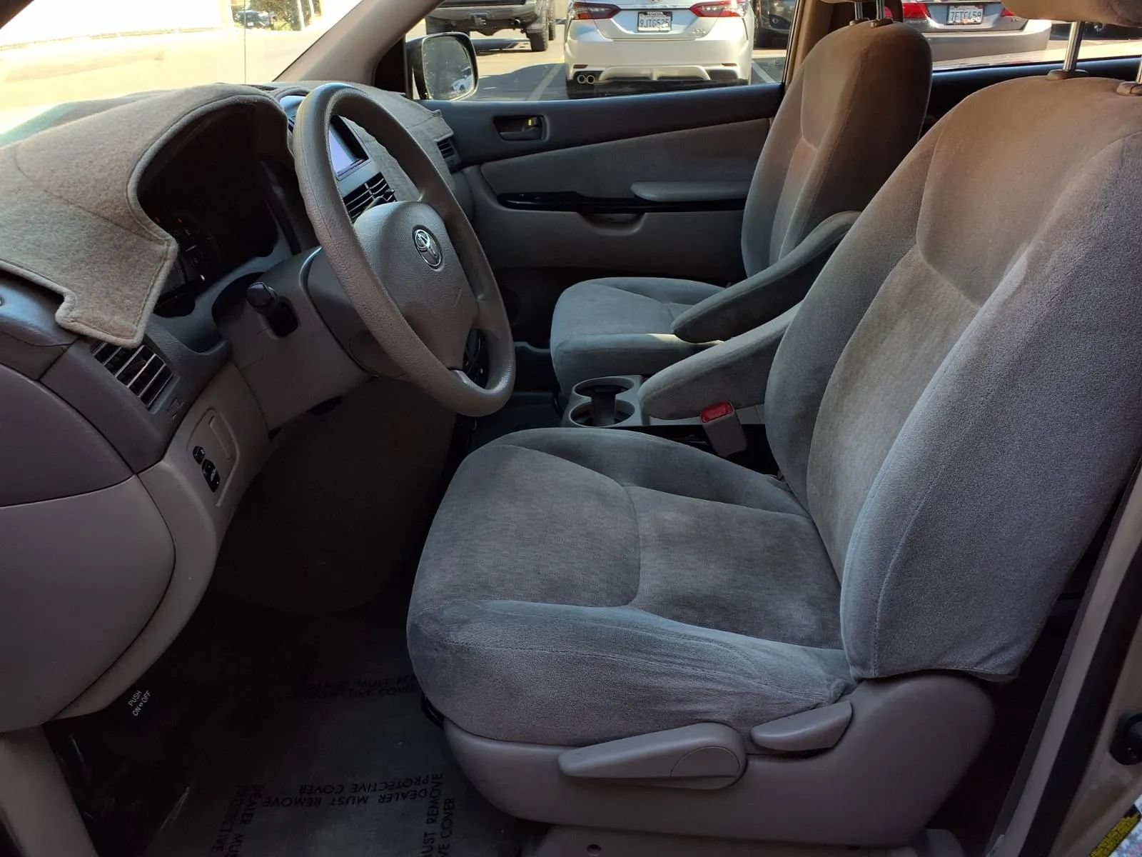 Used 2005 Toyota Sienna CE FWD image 14
