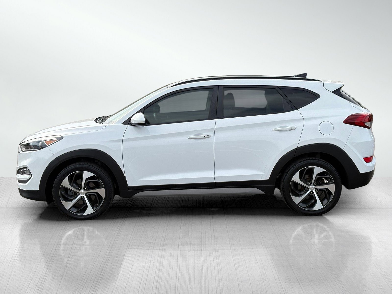 Used 2018 Hyundai Tucson Value AWD/4WD image 4