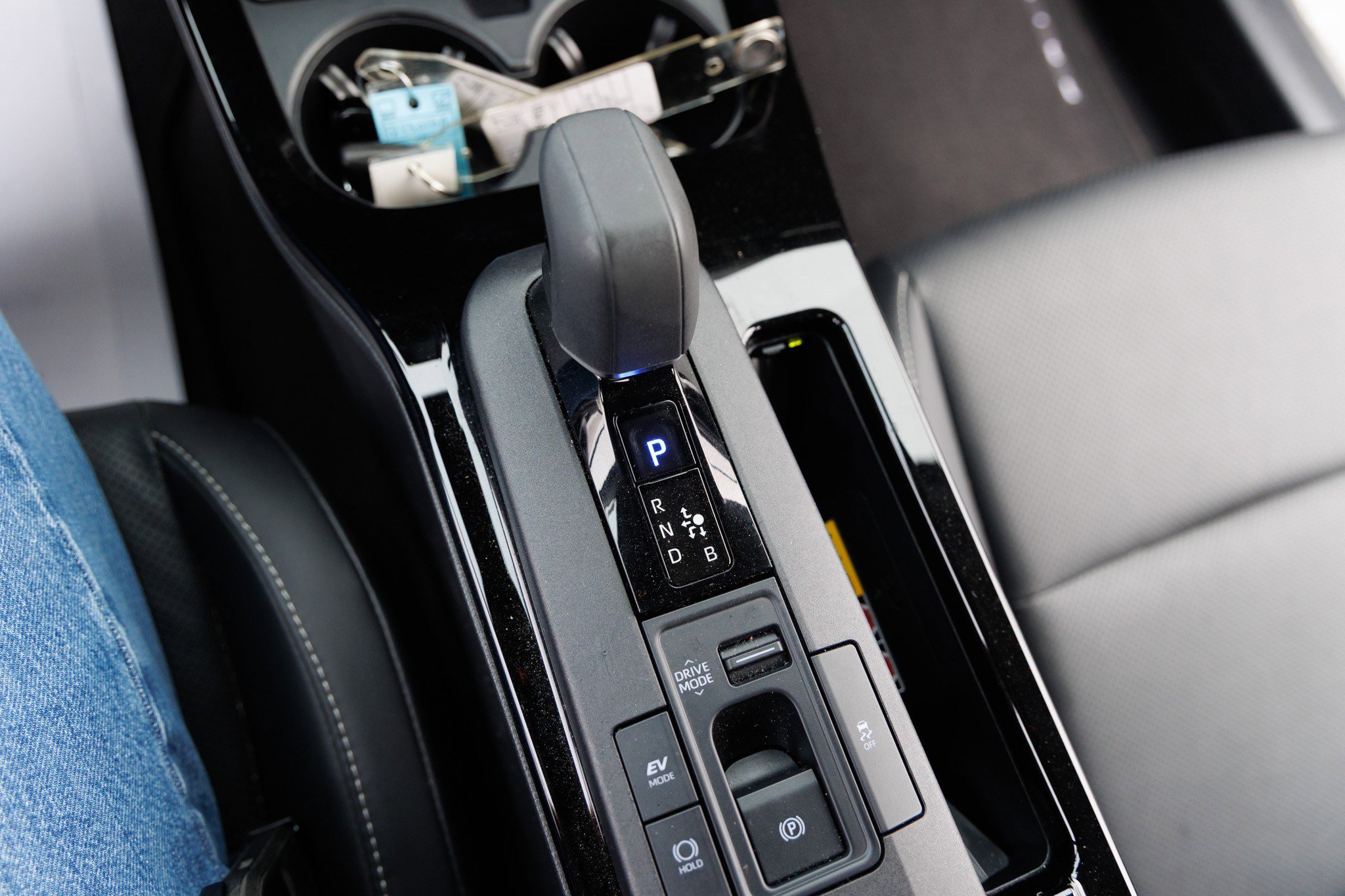 Used 2024 Toyota Prius XLE image 26