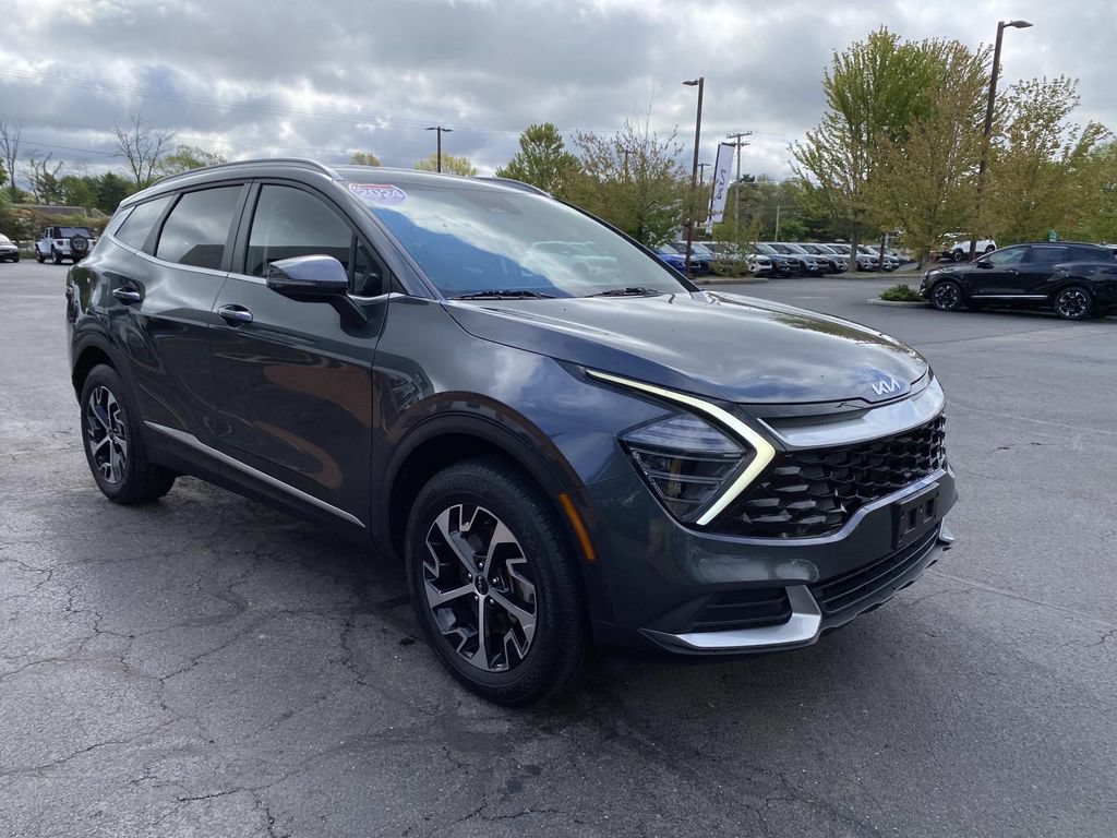 Used 2024 Kia Sportage EX AWD/4WD image 9