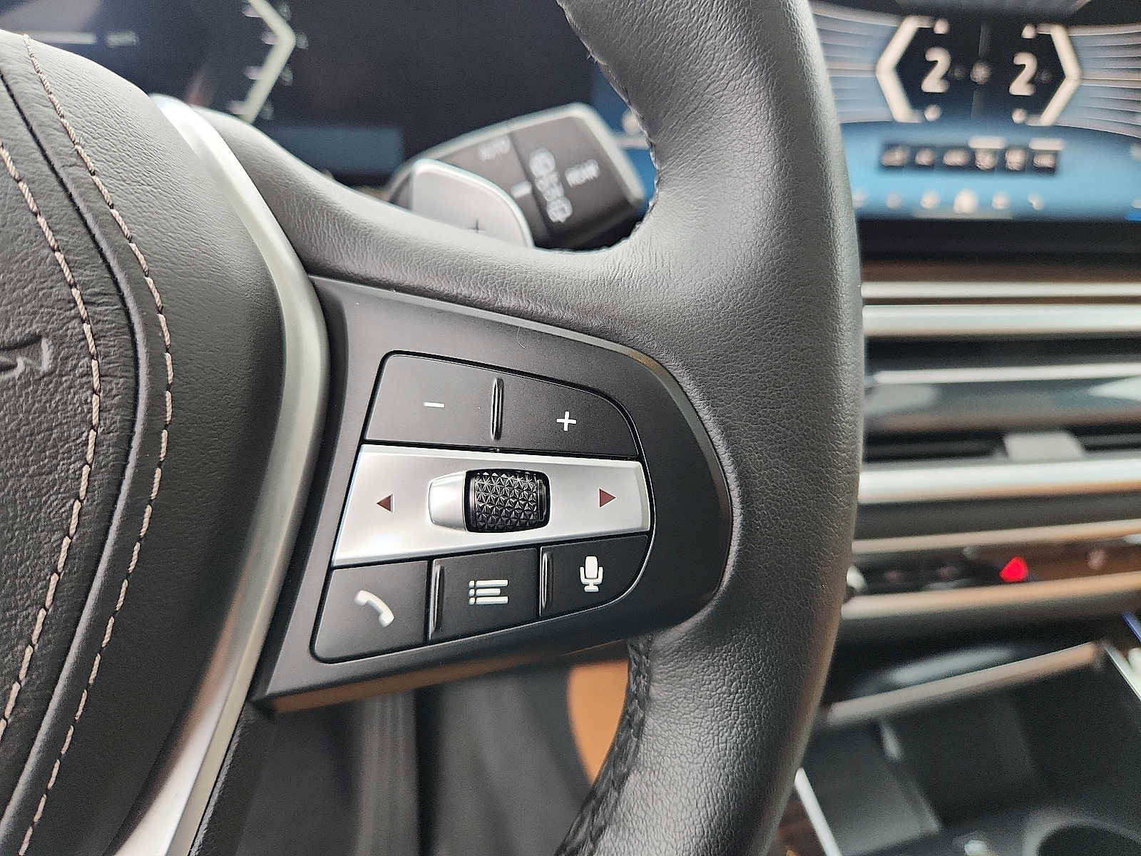 Used 2026 BMW X5 xDrive40i image 21