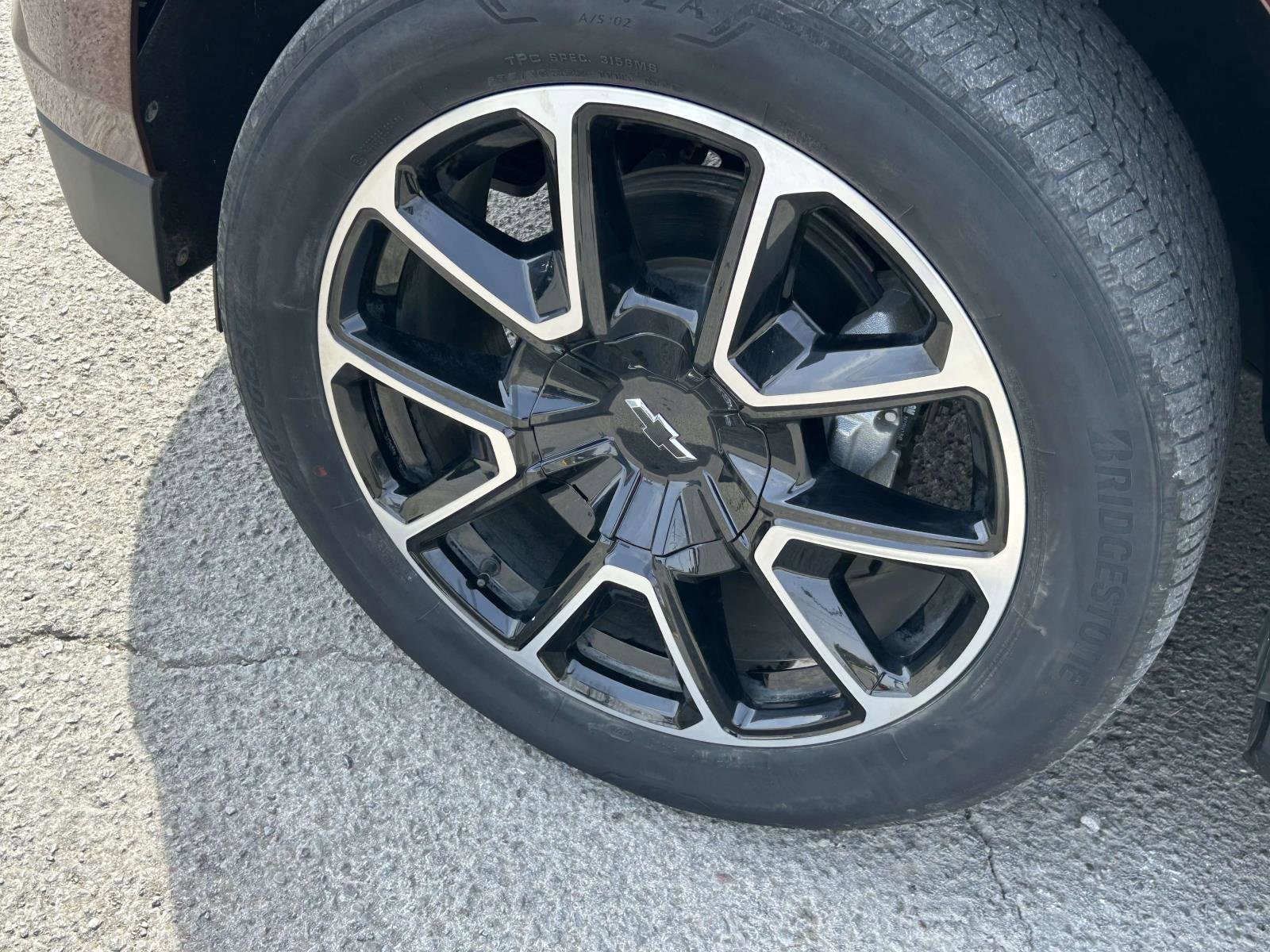 Used 2022 Chevrolet Tahoe RST w/ Luxury Package image 9