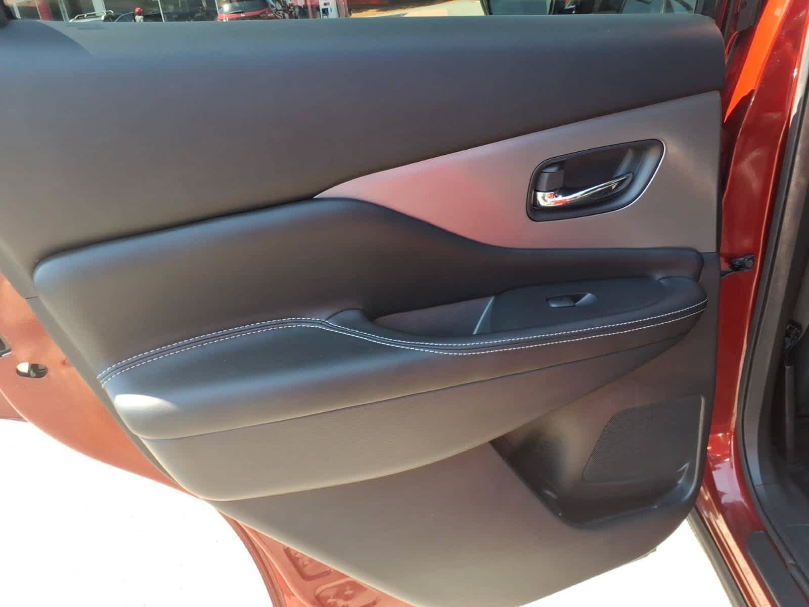 Certified 2020 Nissan Murano SV w/ Premium Package AWD/4WD image 13