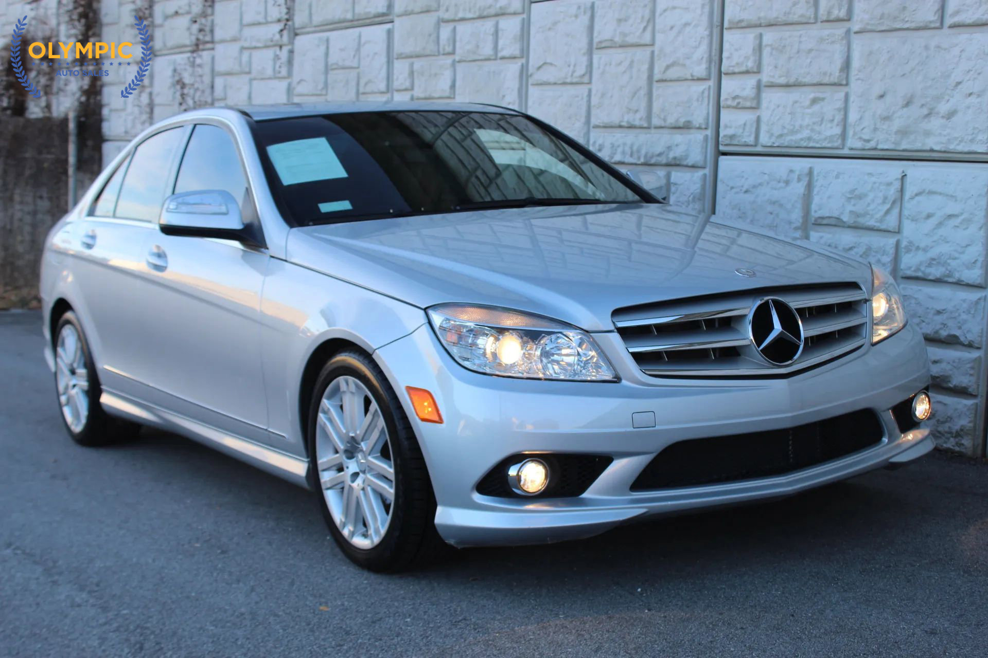 Used 2008 Mercedes-Benz C 300 Sedan w/ P1 Pkg image 2