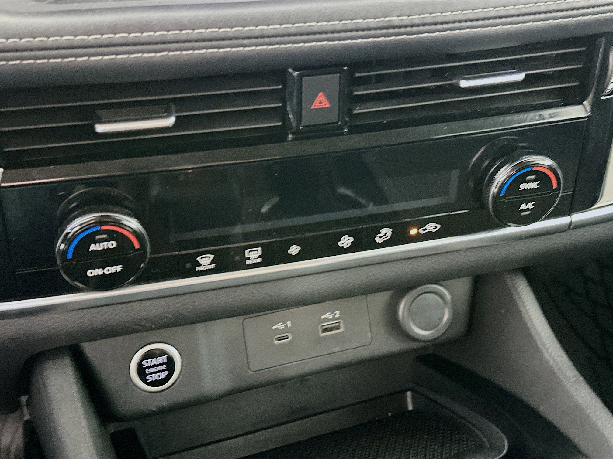 Used 2022 Nissan Rogue SV AWD/4WD image 23