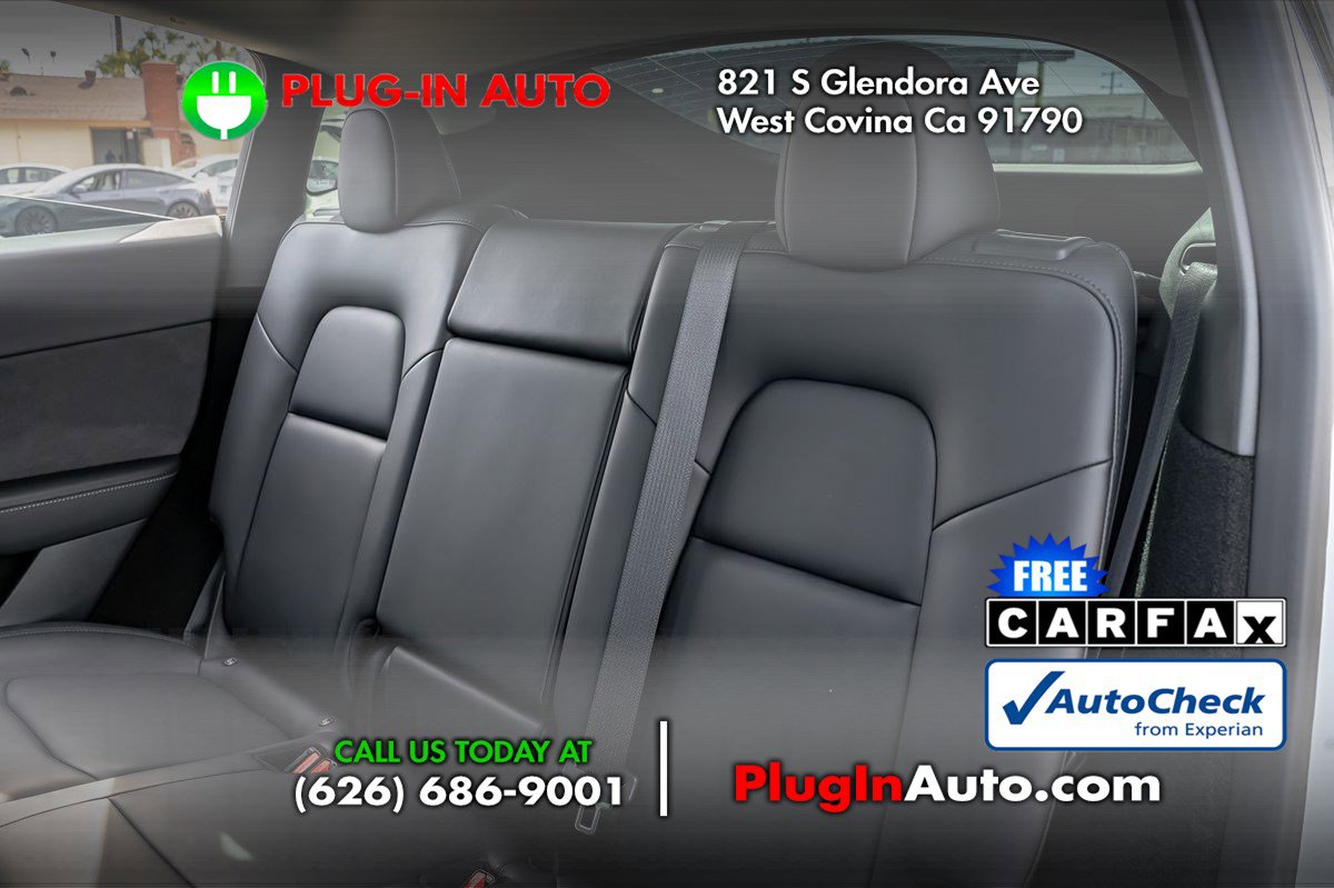 Used 2023 Tesla Model Y Performance image 11