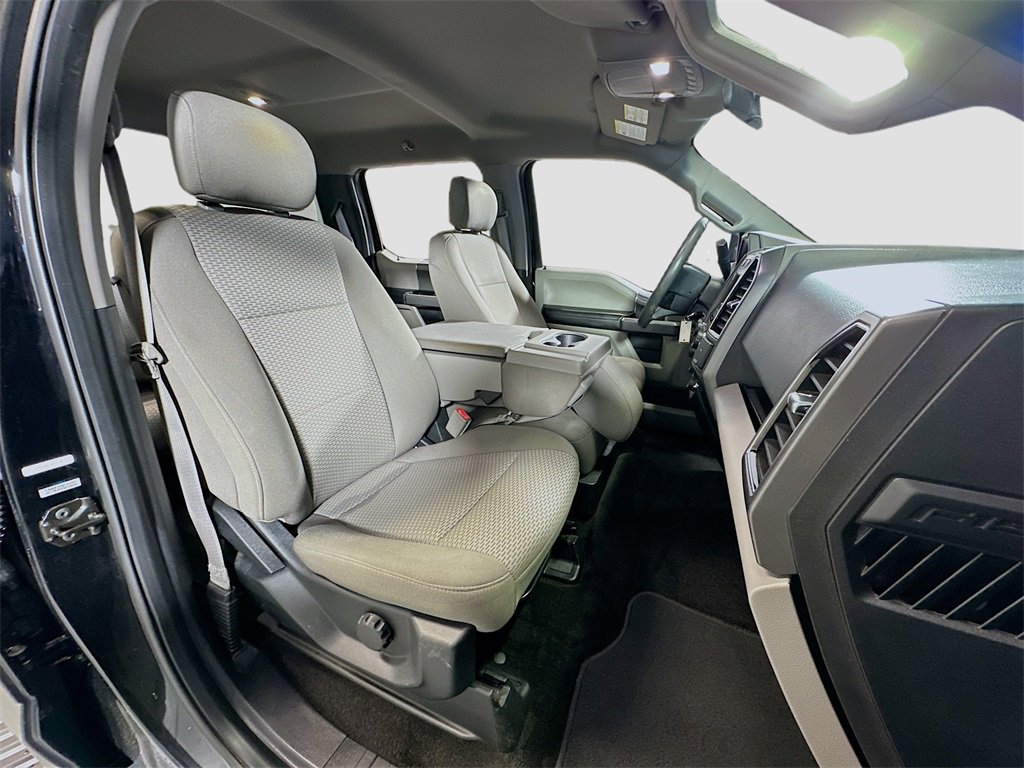 Used 2018 Ford F150 XLT w/ XTR Package image 28