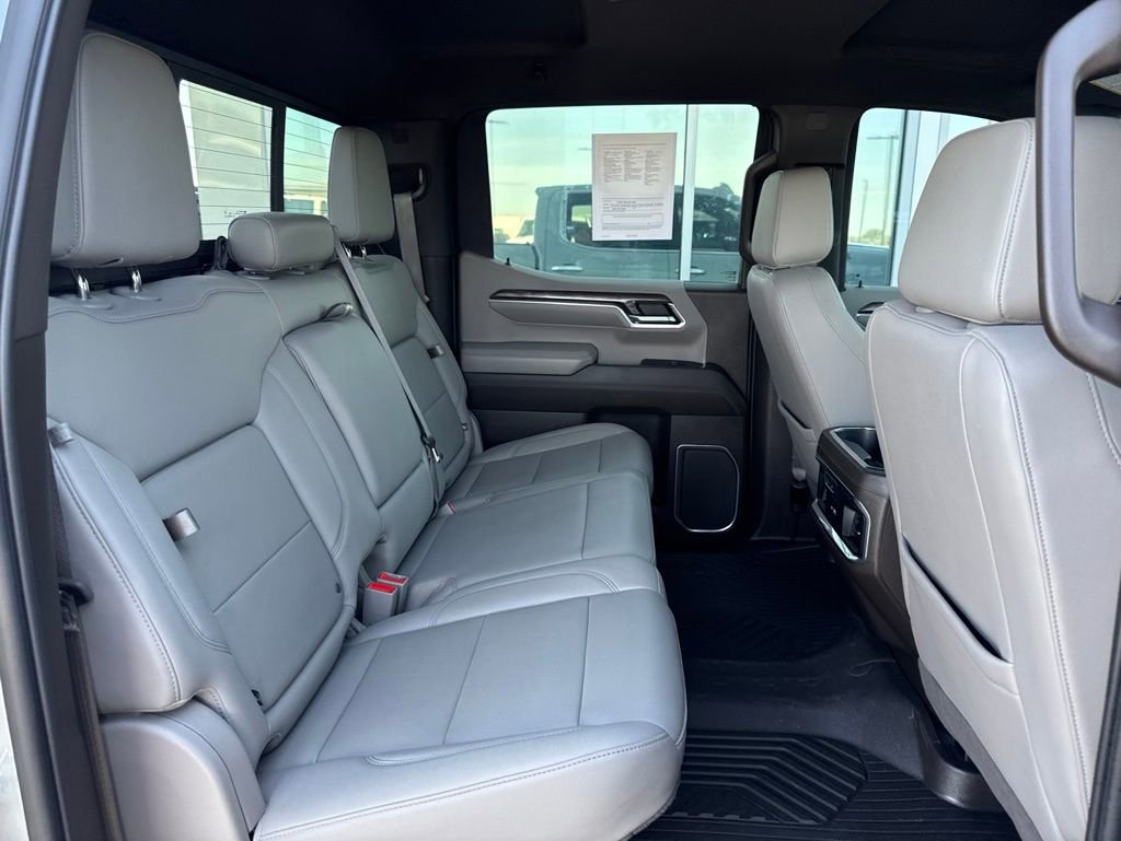 Used 2023 Chevrolet Silverado 1500 LTZ AWD/4WD image 47