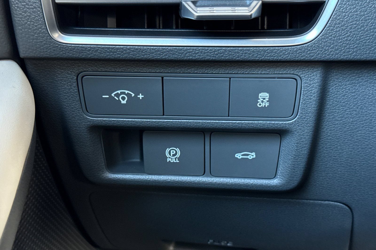 Used 2026 Hyundai Sonata SEL FWD image 34