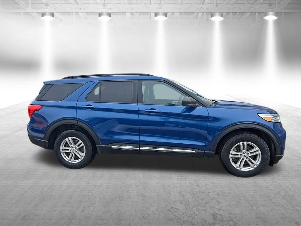 Used 2023 Ford Explorer XLT w/ Equipment Group 202A image 13