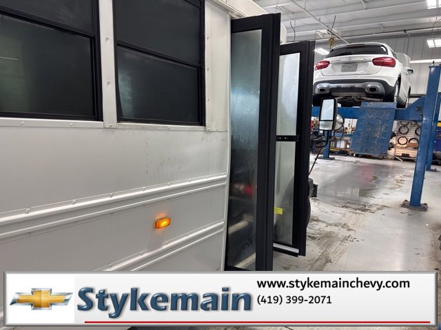 Used 2013 Chevrolet Express 3500 w/ School Bus Package image 13