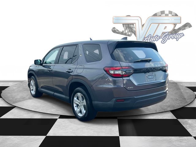 Used 2024 Honda Pilot LX image 8